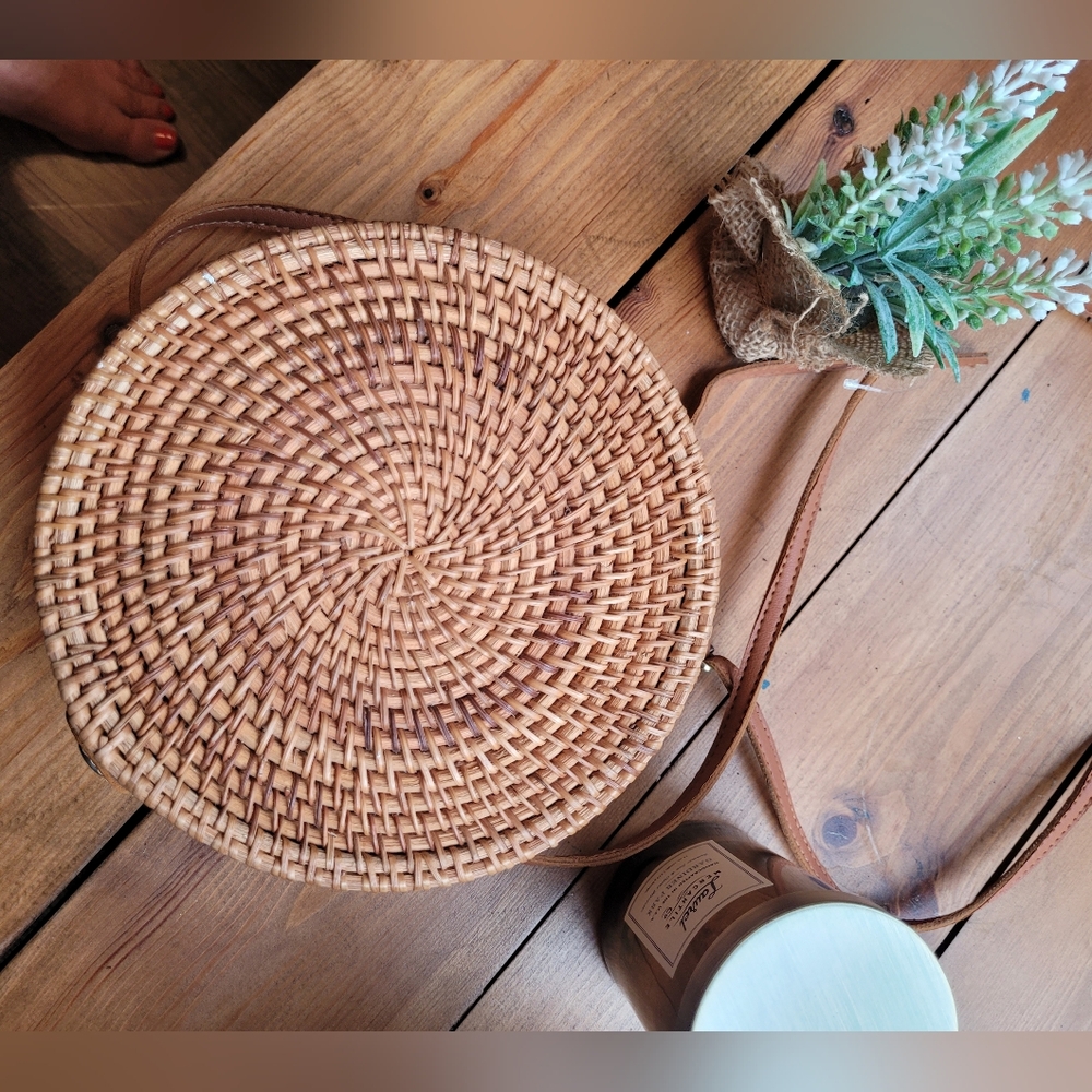 Rattan Woven Drum Bag - Picture 3 of 7